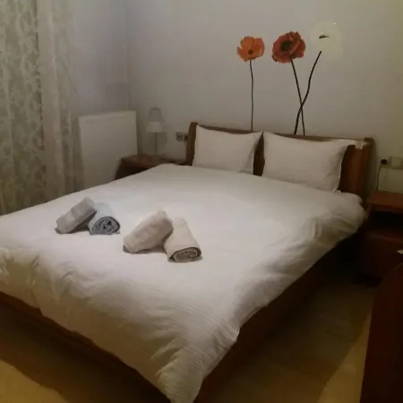 Museum Apartment *